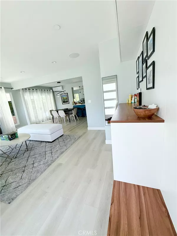 Monrovia, CA 91016,206 S Sunset PL