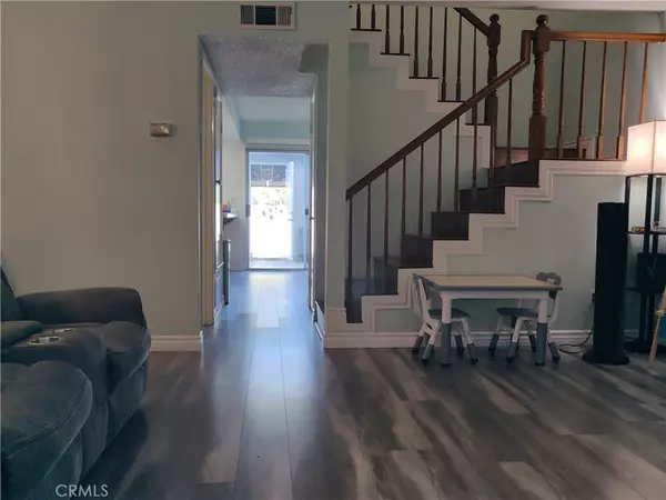 Downey, CA 90240,8901 Serapis AVE #26