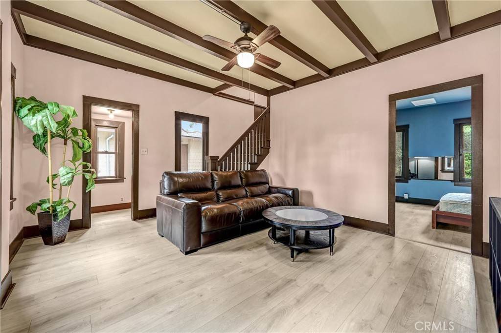 South Pasadena, CA 91030,1555 Diamond AVE