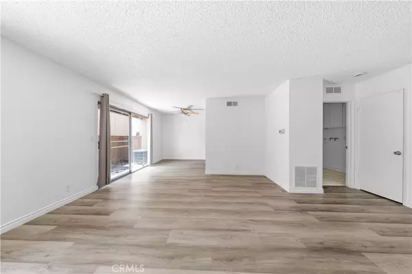 Hacienda Heights, CA 91745,1414 Countrywood AVE #91