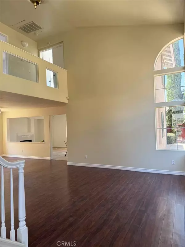 Fontana, CA 92336,14041 Catalina CT