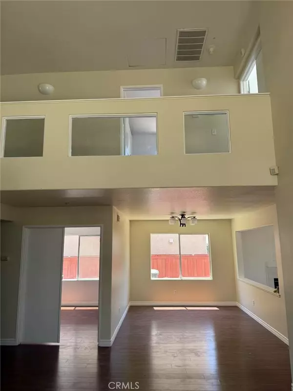 Fontana, CA 92336,14041 Catalina CT