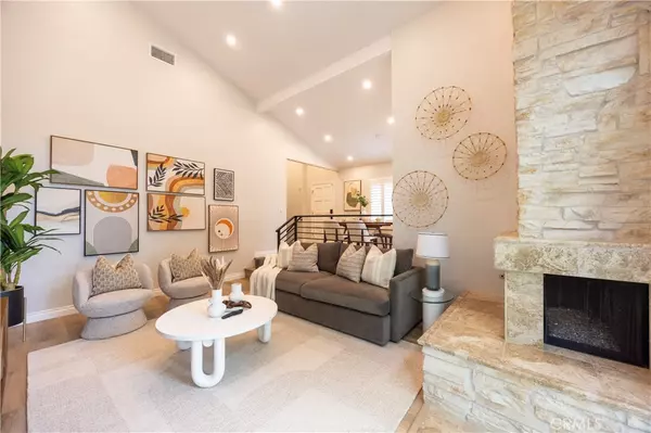 Irvine, CA 92603,1 Moon Dust #28