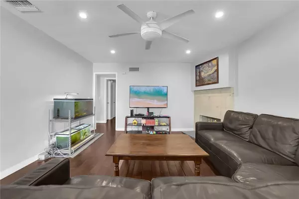 San Gabriel, CA 91775,8533 Los Olivos DR