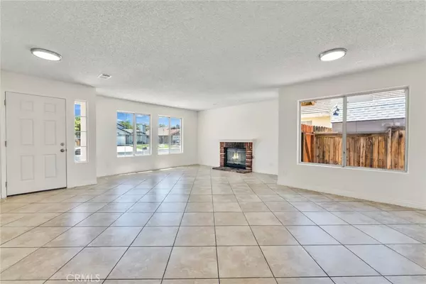 Victorville, CA 92392,13570 Copperstone DR
