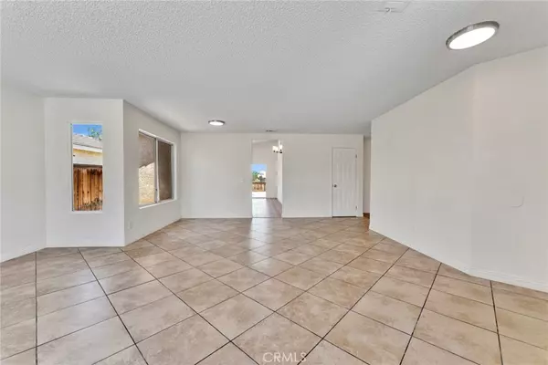 Victorville, CA 92392,13570 Copperstone DR