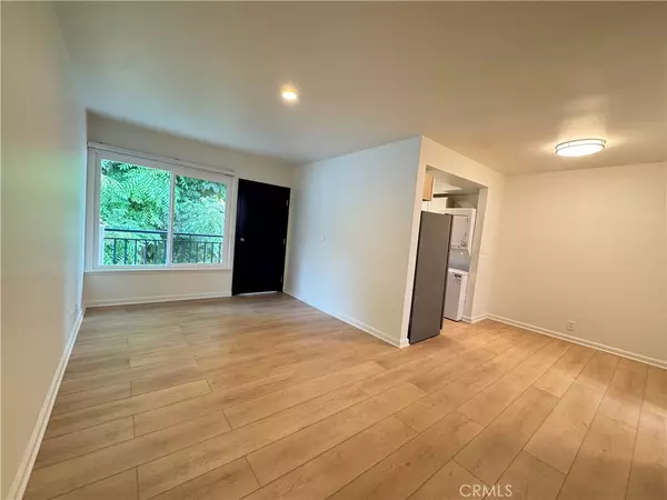 Pasadena, CA 91101,251 N Oakland Ave #14