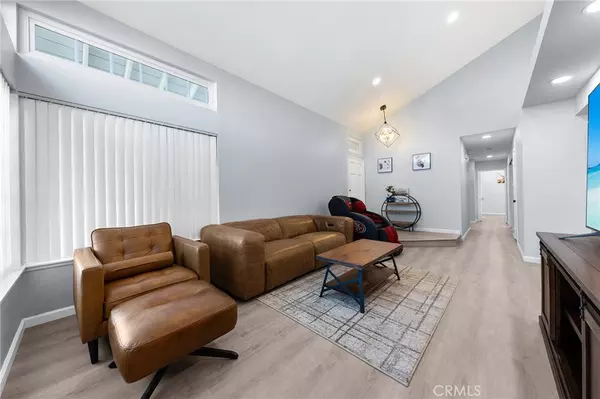 Ontario, CA 91761,2718 S Sandpiper AVE