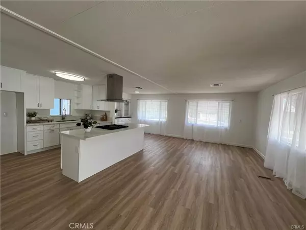 Westminster, CA 92683,15621 Beach BLVD #24