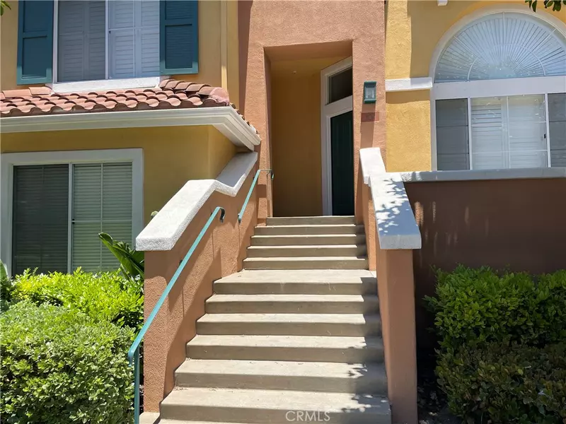 107 Marinella Aisle, Irvine, CA 92606