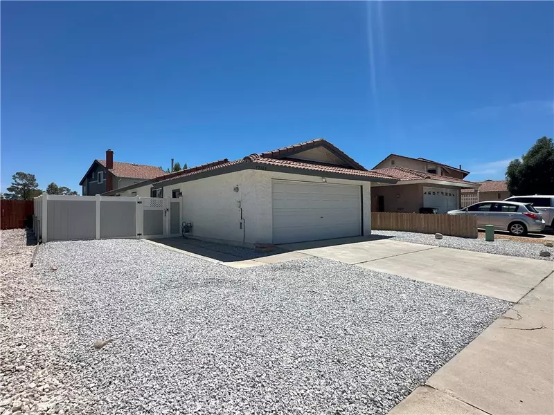 12163 Pluto DR, Victorville, CA 92392