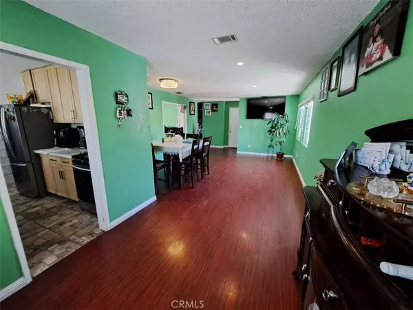 Palmdale, CA 93550,431 E Avenue R6