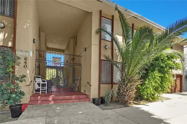 640 Elm AVE #12, Long Beach, CA 90802