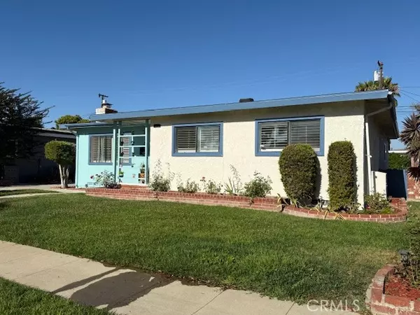 2690 Senasac AVE, Long Beach, CA 90815