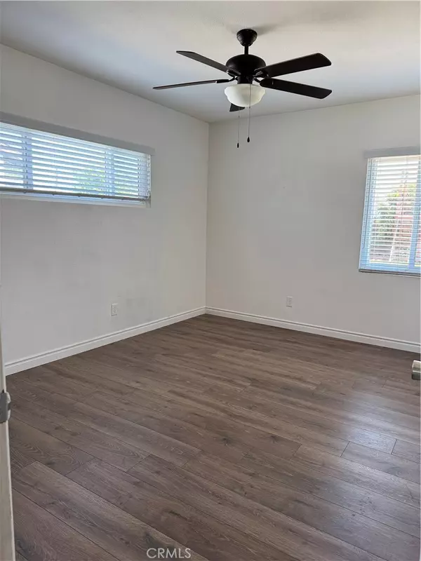 Covina, CA 91722,158 E Benbow ST