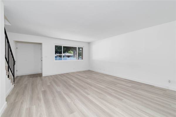 Long Beach, CA 90807,165 E Eldridge ST