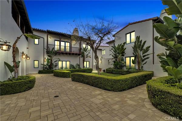 Rolling Hills Estates, CA 90274,975 Silver Spur RD
