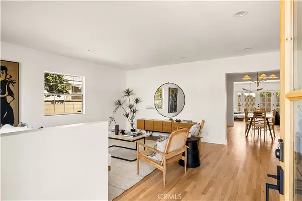 Los Angeles, CA 90045,8310 Colegio DR