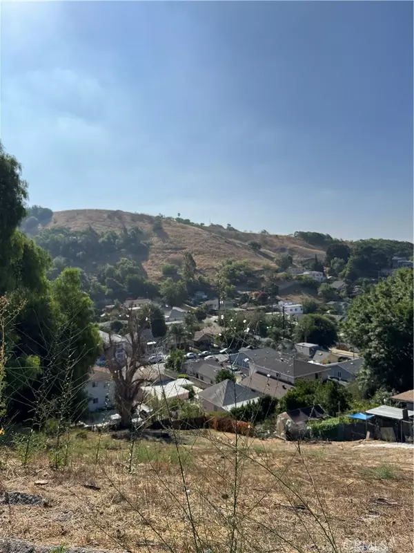 Los Angeles, CA 90031,2906 Alta Street