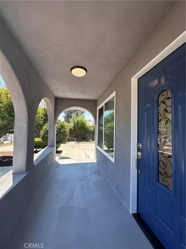 Pomona, CA 91766,565 E 12th ST