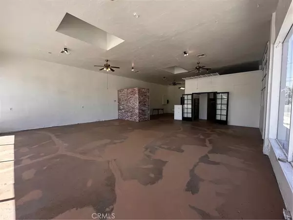 San Gabriel, CA 91775,323 N San Marino AVE