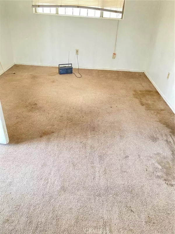 Inglewood, CA 90301,509 E 97th ST
