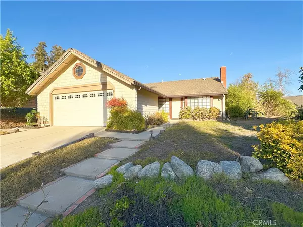 8 Meadow View DR, Pomona, CA 91766