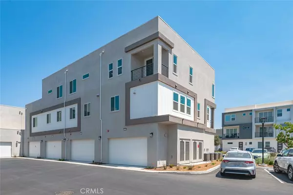 Valencia, CA 91381,26809 Snowmass LOOP