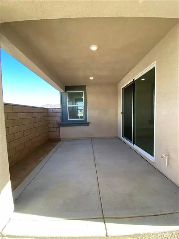 Corona, CA 92883,24533 sonieta CT