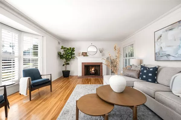 View Park, CA 90043,3803 Monteith DR