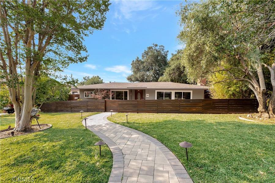 370 E Grandview AVE, Sierra Madre, CA 91024