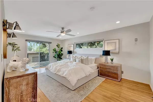 Sierra Madre, CA 91024,370 E Grandview AVE