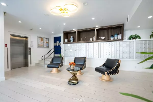 Los Angeles, CA 90024,10982 Roebling AVE #533