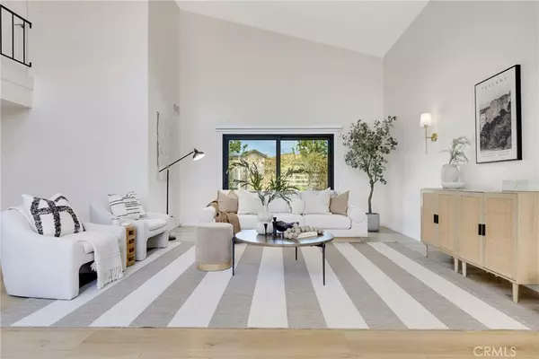Placentia, CA 92870,421 Larry LN