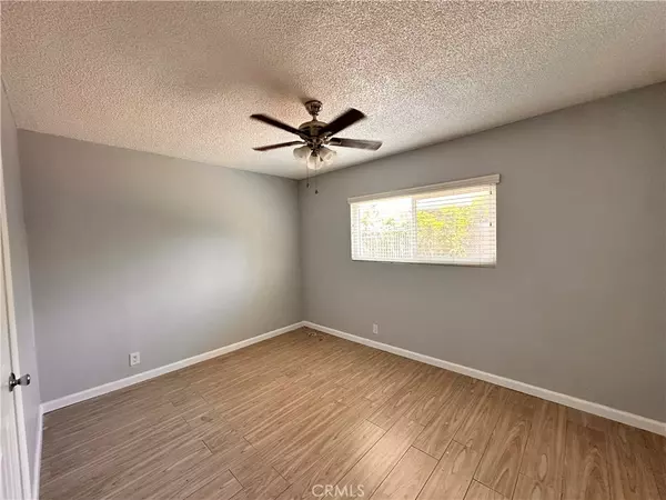 Monrovia, CA 91016,215 E Walnut AVE
