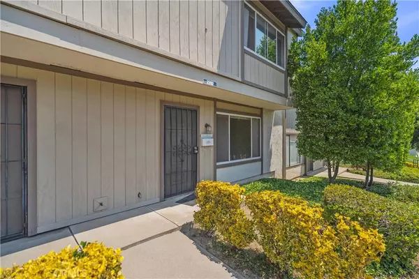 Diamond Bar, CA 91765,2282 Shady Hills Dr