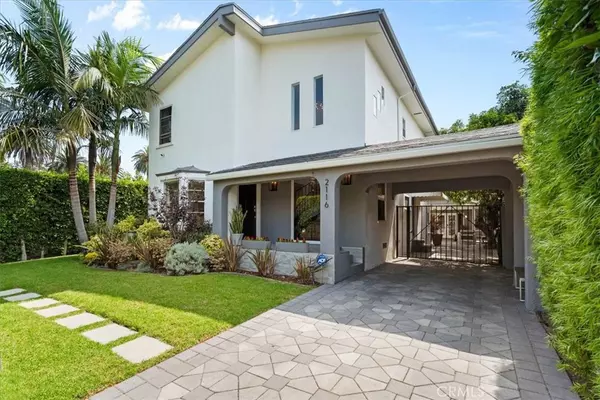 Los Angeles, CA 90016,2116 S Cloverdale AVE