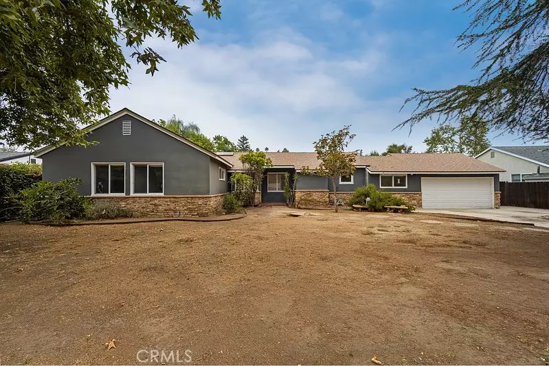 Woodland Hills, CA 91367,23221 Califa ST