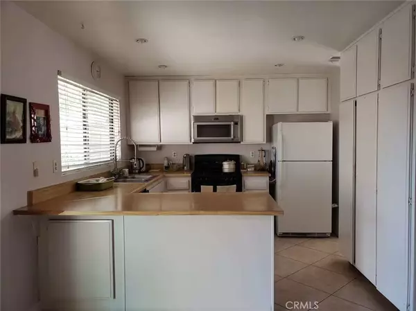 Pomona, CA 91766,16 Skyline LN