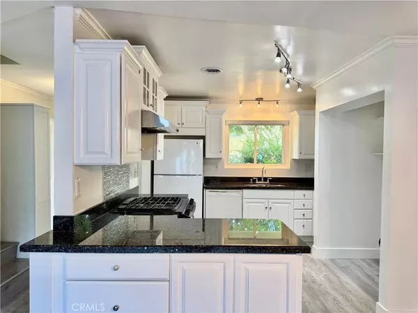 644 E Lee PL, Azusa, CA 91702