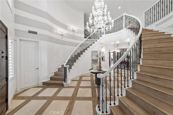 Yorba Linda, CA 92886,4090 Naples CT