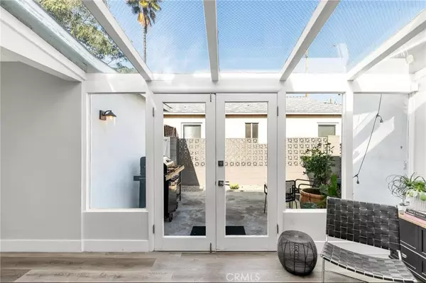 North Hollywood, CA 91601,5754 Satsuma AVE