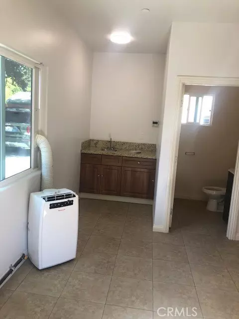 1684 Navarro AVE, Pasadena, CA 91103