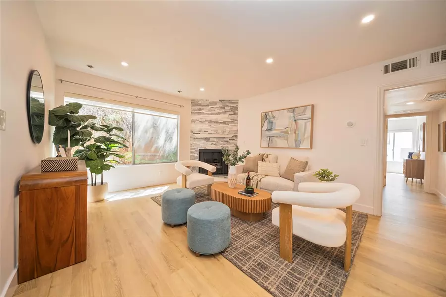 1827 Greenfield AVE #108, Los Angeles, CA 90025