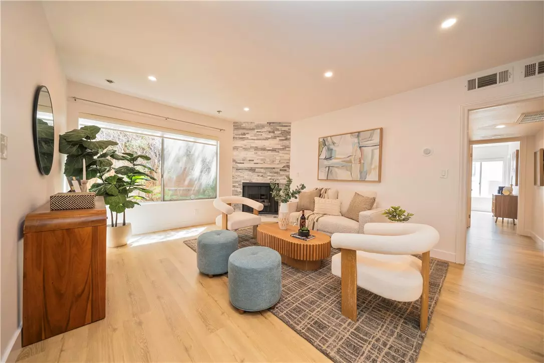 Los Angeles, CA 90025,1827 Greenfield AVE #108