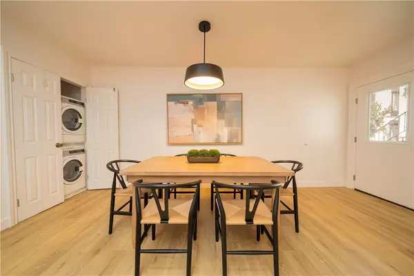 Los Angeles, CA 90025,1827 Greenfield AVE #108