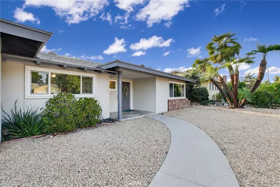 509 Cedar Crest, Claremont, CA 91711