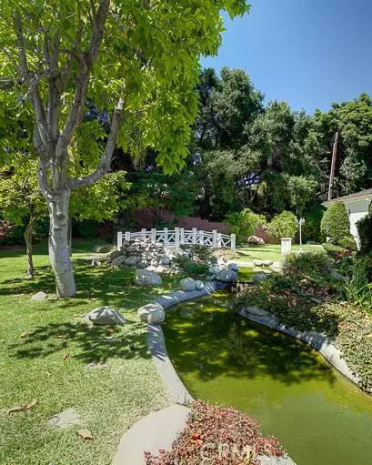 Arcadia, CA 91006,1601 Highland Oaks DR