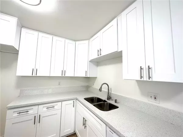 San Bernardino, CA 92405,364 W 19th #3