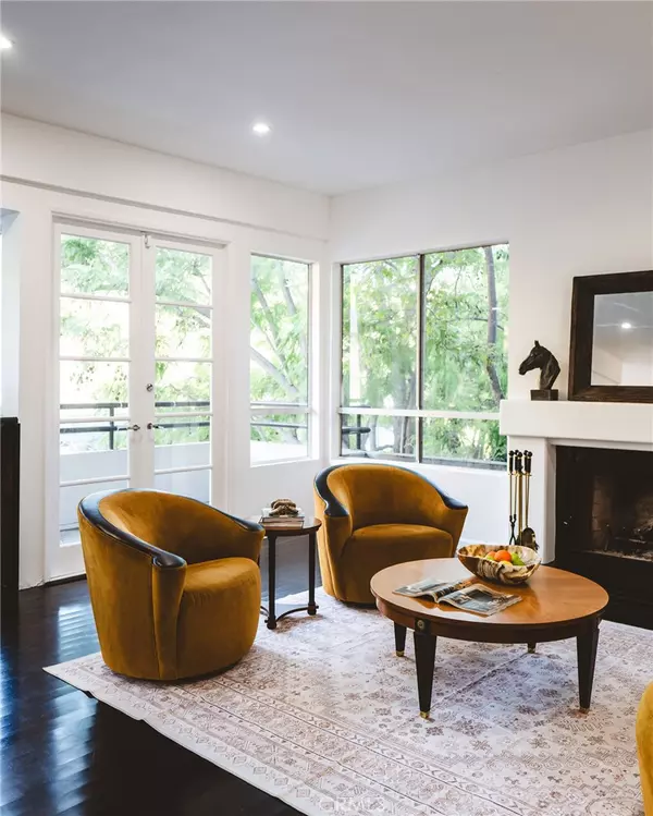 Los Angeles, CA 90077,1833 Roscomare RD